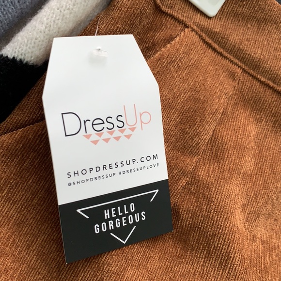 Everly Brown Button Up Skirt - Picture 4 of 5